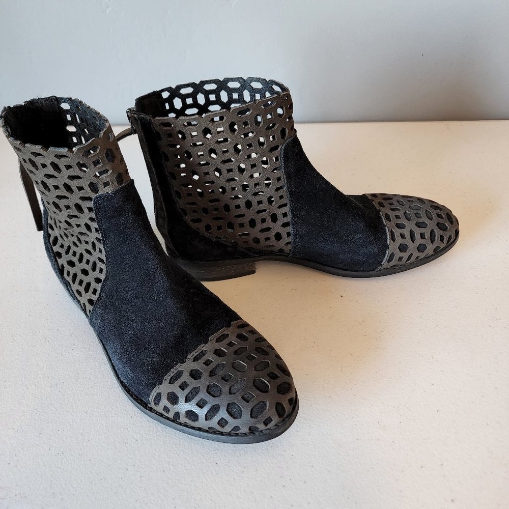 Rebels Bootie "Euc" - image 7